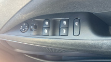 Vauxhall Crossland 1.2 Turbo Design 5dr Petrol Hatchback